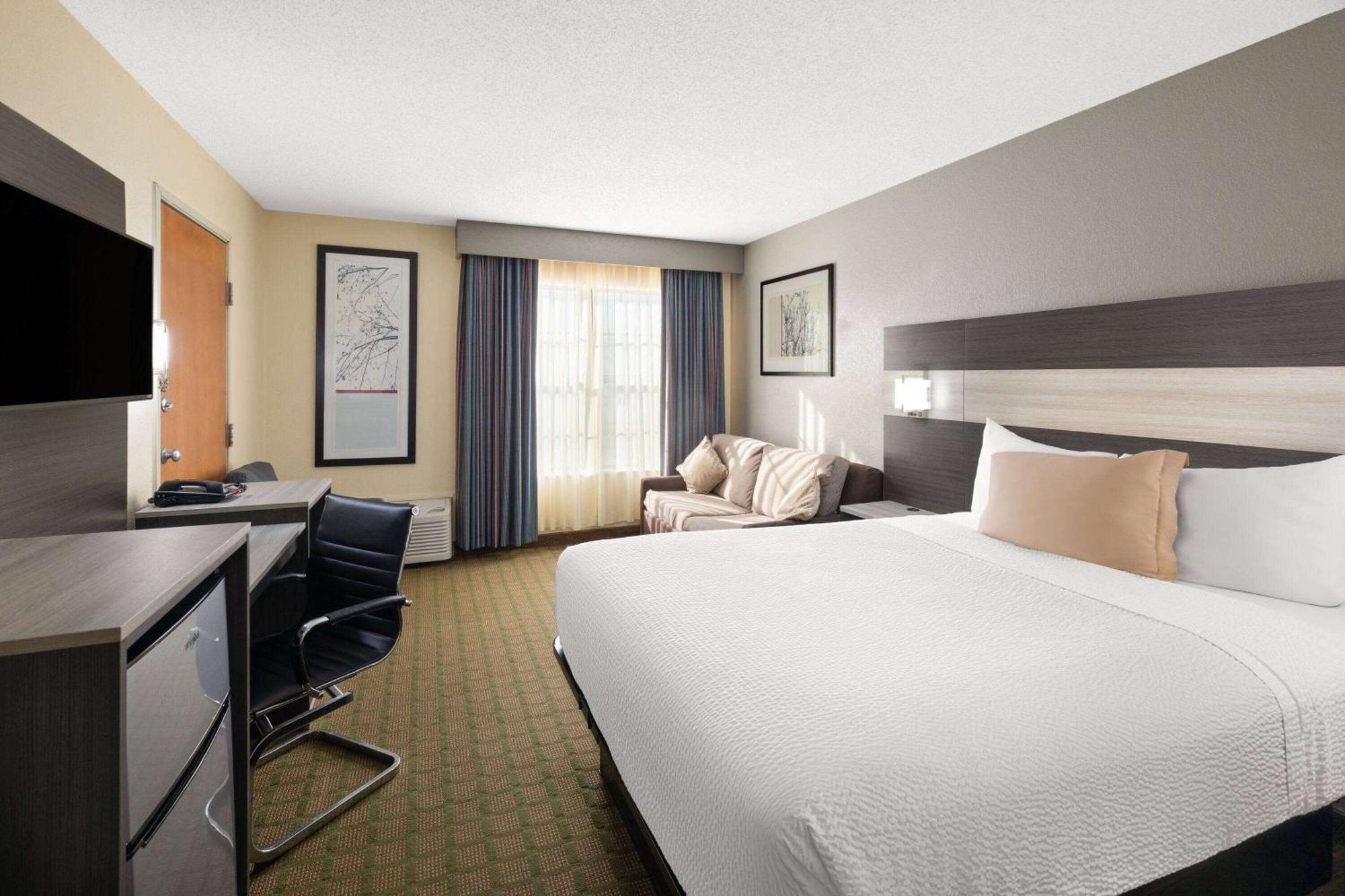 ทราเวลลอดจ์ เพอร์รี่ จอร์เจีย Hotel ภายนอก รูปภาพ