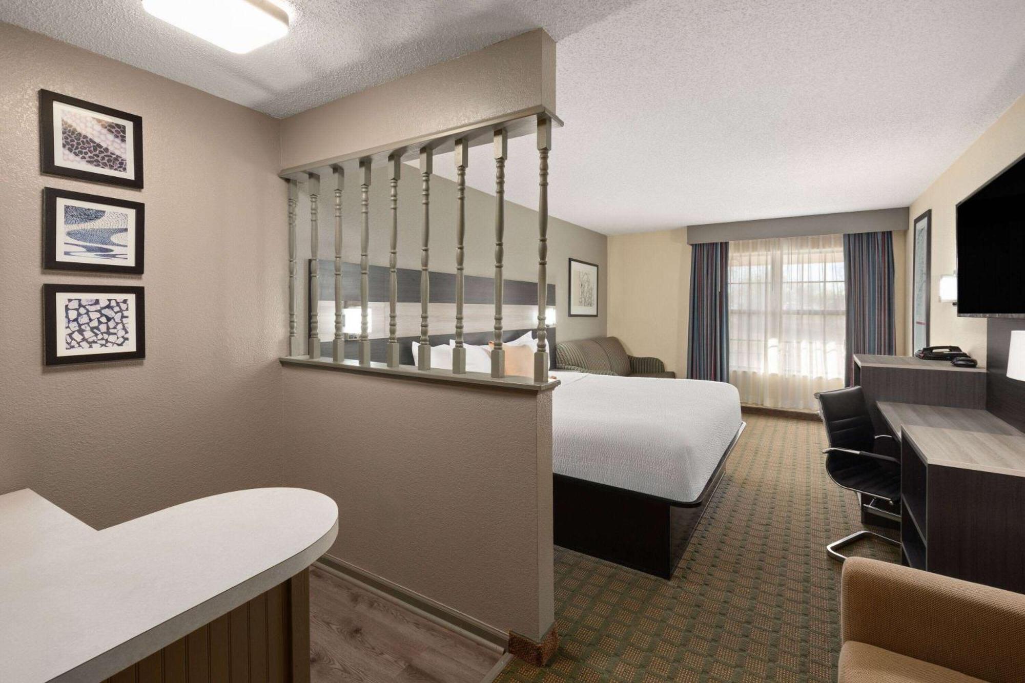 ทราเวลลอดจ์ เพอร์รี่ จอร์เจีย Hotel ภายนอก รูปภาพ